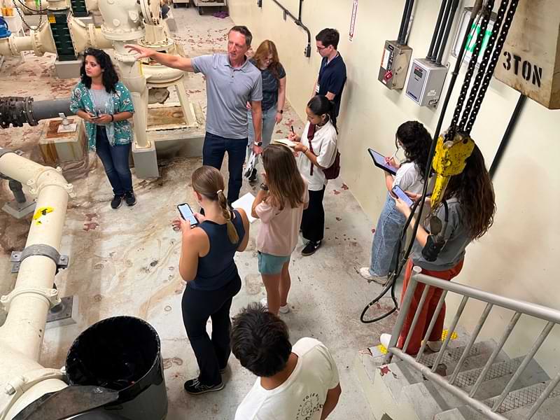 San Elijo JPA Leads Future Engineers on Tour of Pump Station